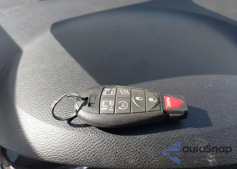 2012 Chrysler Town & Country Touring-L z USA, uszkodzony, nr VIN 2C4RC1CG9CR163477